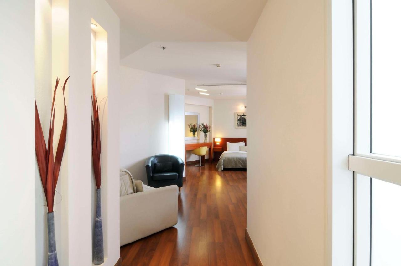 Hotel Dorian Inn, Sure Collection By Western Atenas